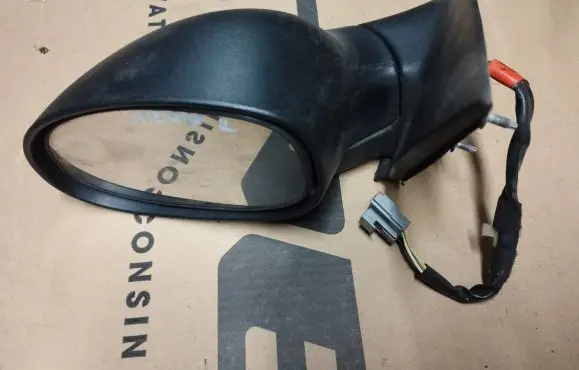 Chrysler Neon II Front door electric wing mirror