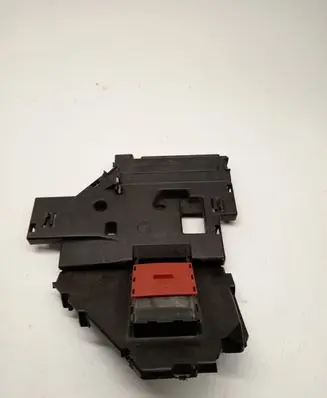 Mercedes-Benz E W213 Other engine bay part D925