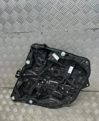 BMW 5 G30 G31 Rear door window regulator with motor 7365167 C30530105