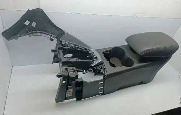 Ford Focus Armrest SD0526102436801
