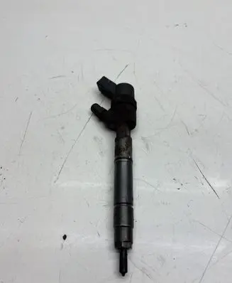 Mercedes-Benz Vaneo W414 Fuel injector 0445110090