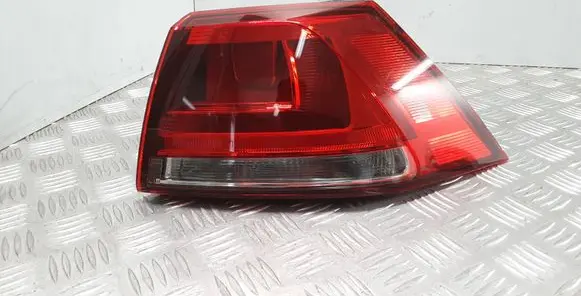 Volkswagen Golf VII Rear/tail lights 5G0945096M