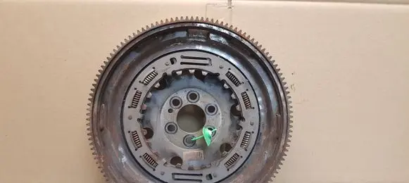 Volkswagen T-Roc Dual mass flywheel 04E105266K