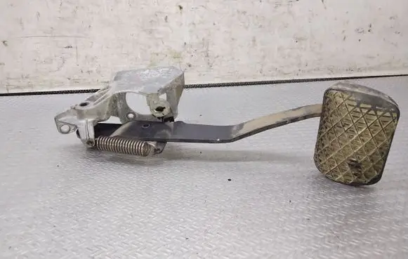 Mercedes-Benz ML W163 Brake pedal PP163290047