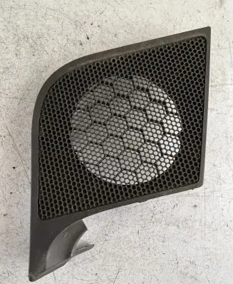 Side speaker trim/cover