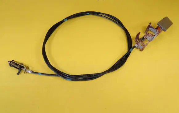 Mazda 323 Fuel cap flap release cable 