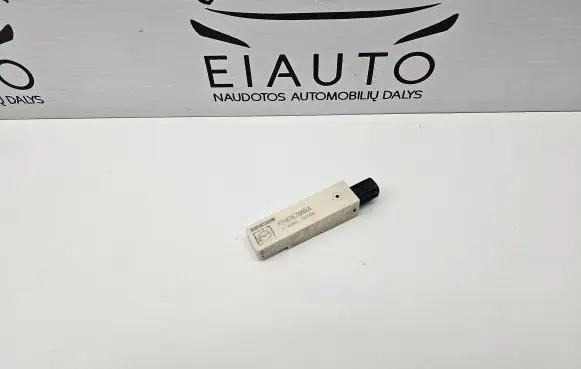 Mazda 6 Antenna control unit KD47676NXA X1T60681 151008