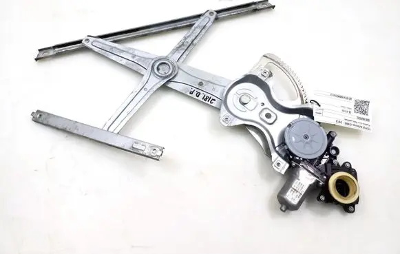 Toyota Verso Front window lifting mechanism without motor 698100F020