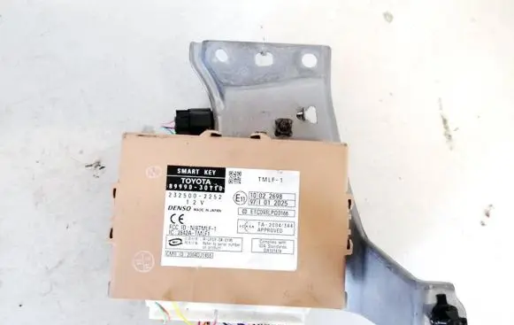 Lexus IS 220D-250-350 Other control units/modules 8999030110 89990-30110