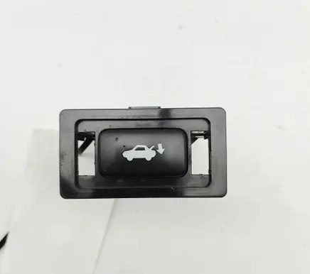 Lexus LS 460 - 600H Tailgate/boot open switch button 8493050050