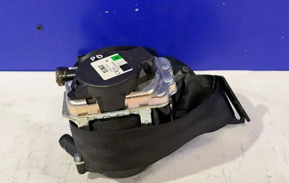 Jaguar XE Front seatbelt HX73611B08AC