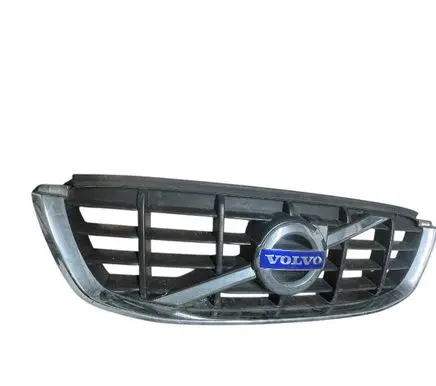 Volvo XC60 Front bumper upper radiator grill 30764558 31290999 31284337