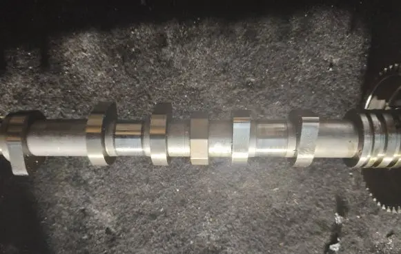 Hyundai i30 Camshaft 241002b110