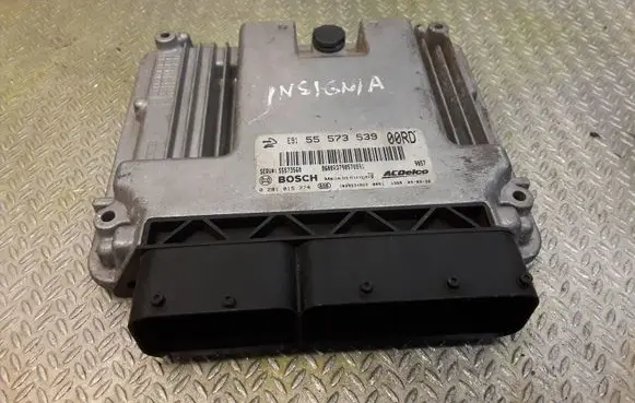 Opel Insignia A Engine control unit/module 55573539