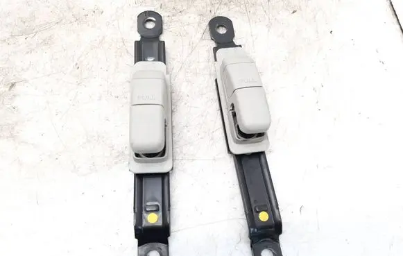 Renault Koleos I Seat belt adjustment rail