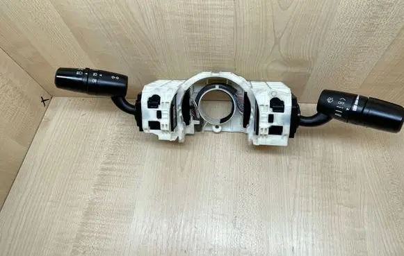 Steering wheel lock