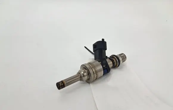 Porsche Panamera (970) Fuel injector 94811012832