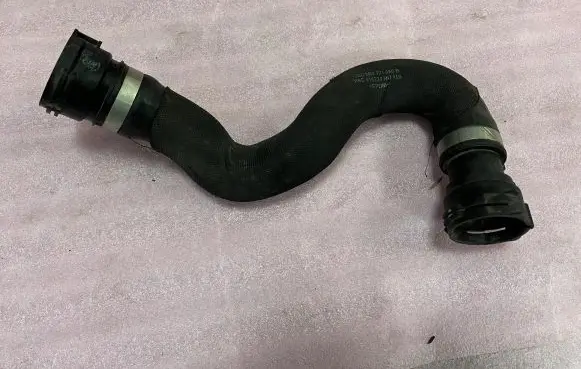 Audi A4 S4 B8 8K Engine coolant pipe/hose 8K0121055B 8K0121055