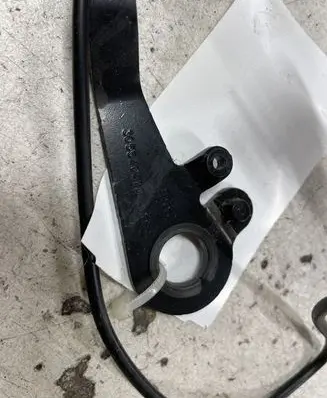 Citroen C4 I Picasso Middle seatbelt buckle (rear) 9681543677A 305443100 175224
