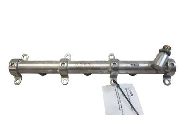 Audi Q5 SQ5 Fuel main line pipe 06M133315L