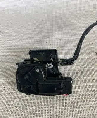Toyota Prius (XW20) Loading door lock 