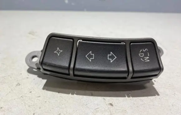 BMW 7 E65 E66 Steering wheel buttons/switches 6911586 03746710 6911586E