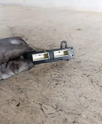 KIA Niro Airbag deployment crash/impact sensor 161001 0346