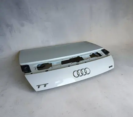 Audi TT TTS RS Mk3 8S Tailgate/trunk/boot lid 8S0