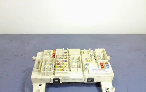 Fuse box set