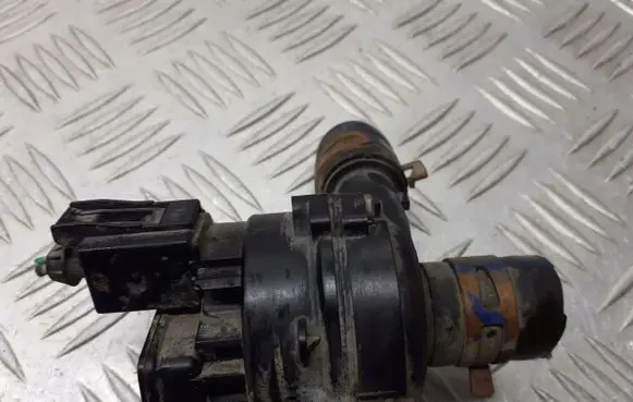 Renault Laguna III Water pump
