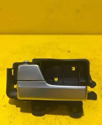 Ford Focus Front door interior handle 3M51R22601