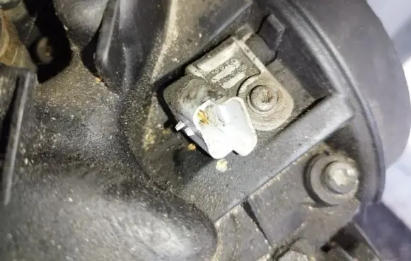 Camshaft position sensor