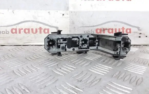 Tail light part