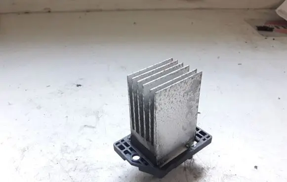 Hyundai Tucson LM Heater blower fan relay 
