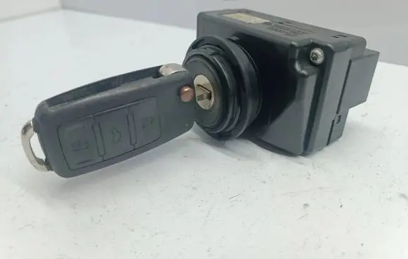 Volkswagen Touareg I Ignition lock 3D0905865E 33300101