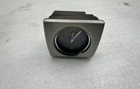Audi A8 S8 D4 4H Clock 4H0919204P 4H0919204