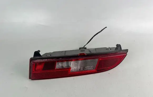 BMW i3 Rear bumper light 7304043