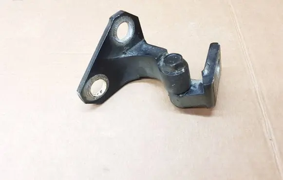 Volkswagen Eos Front door upper hinge 3C0831402D