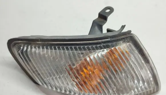 Mazda 626 Front indicator light 185489B TYC185489 010366