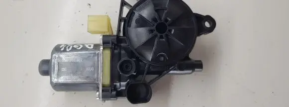 Audi A3 S3 8V Rear door window regulator motor 5Q0959802
