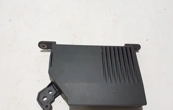 Volvo XC40 Sound amplifier 32264589