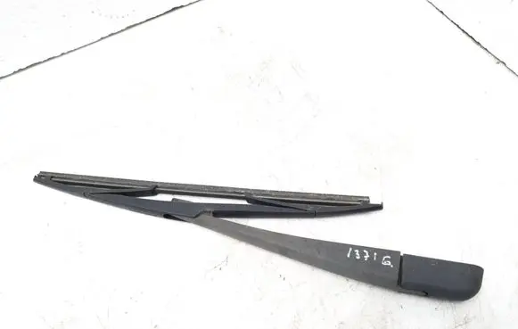 Peugeot 307 Rear wiper blade arm