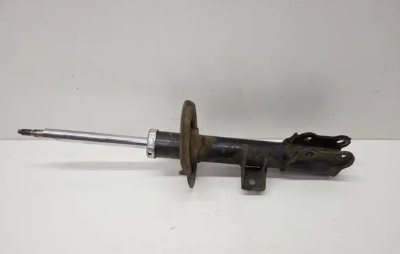 Hyundai ix35 Front shock absorber/damper 546512Y001