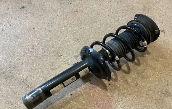 Volkswagen Golf VIII Front shock absorber/damper 5Q0413031FN