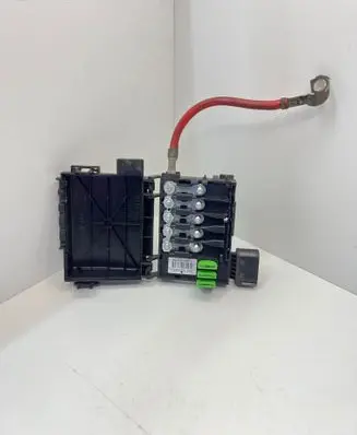 Volkswagen Golf IV Fuse module 1J0937550 586440
