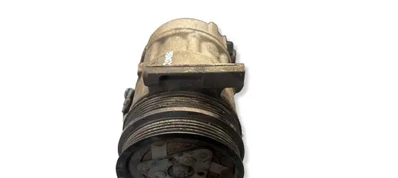 Volvo V40 Air conditioning (A/C) compressor (pump) P31292175