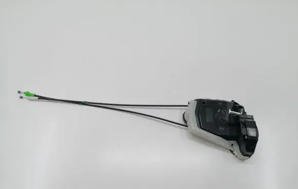 Toyota Verso-S Rear door lock 07091