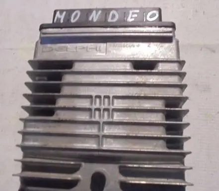 Ford Focus Engine control unit/module 4U7112A650EA