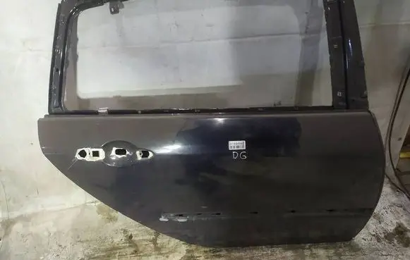 Rear door