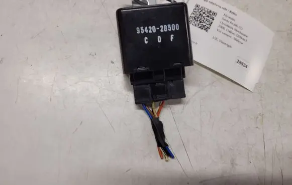 Hyundai Santa Fe Window wiper relay 954202B500